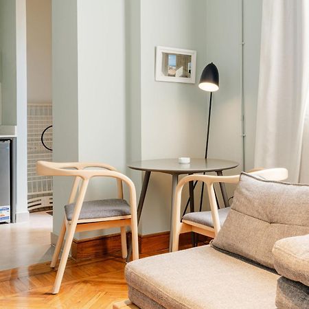 Grey L Studio Apartments Downtown Alexandria Menasce House المظهر الخارجي الصورة